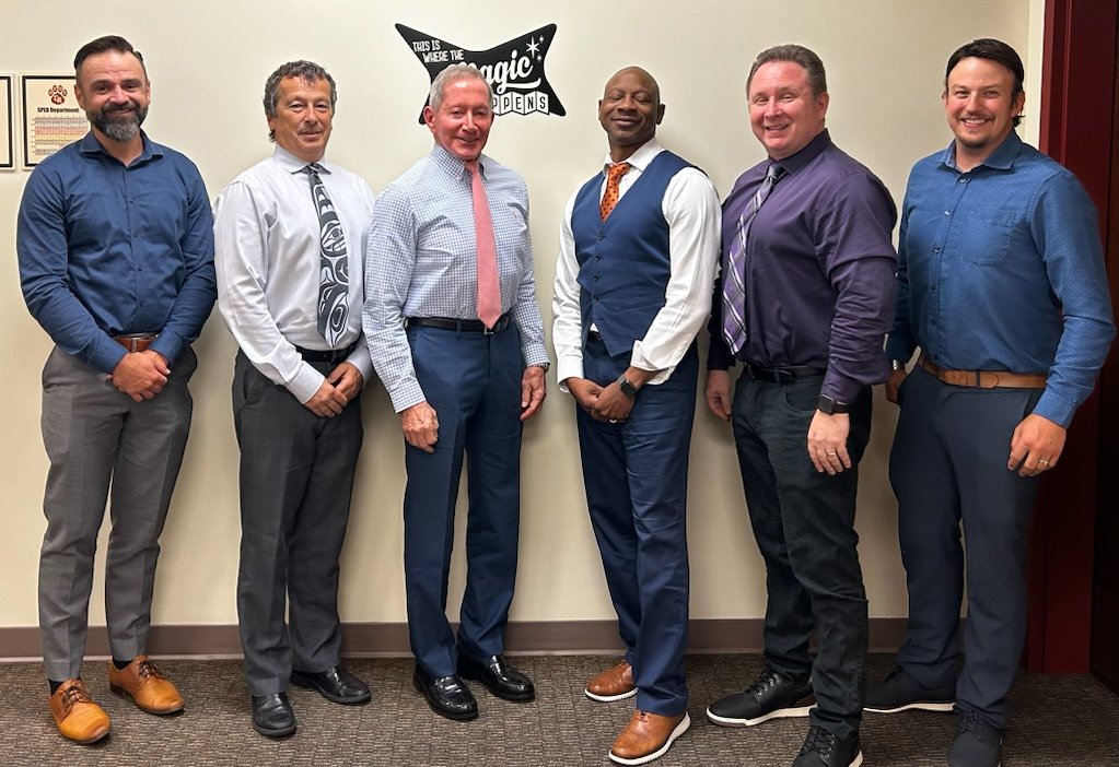 Cory Henwood (@coryhenwood) on Twitter photo Great line up of speakers at the Iron Strong Conference this year including <a href="/tguskey/">Thomas Guskey</a> <a href="/thierck/">Tom Hierck</a> <a href="/AaronHansen77/">Aaron Hansen</a> <a href="/Maverikedu12/">Erik M. Francis</a> and Tremain Nelson. Great line up of speakers at the Iron Strong Conference this year including <a href="/tguskey/">Thomas Guskey</a> <a href="/thierck/">Tom Hierck</a> <a href="/AaronHansen77/">Aaron Hansen</a> <a href="/Maverikedu12/">Erik M. Francis</a> and Tremain Nelson.