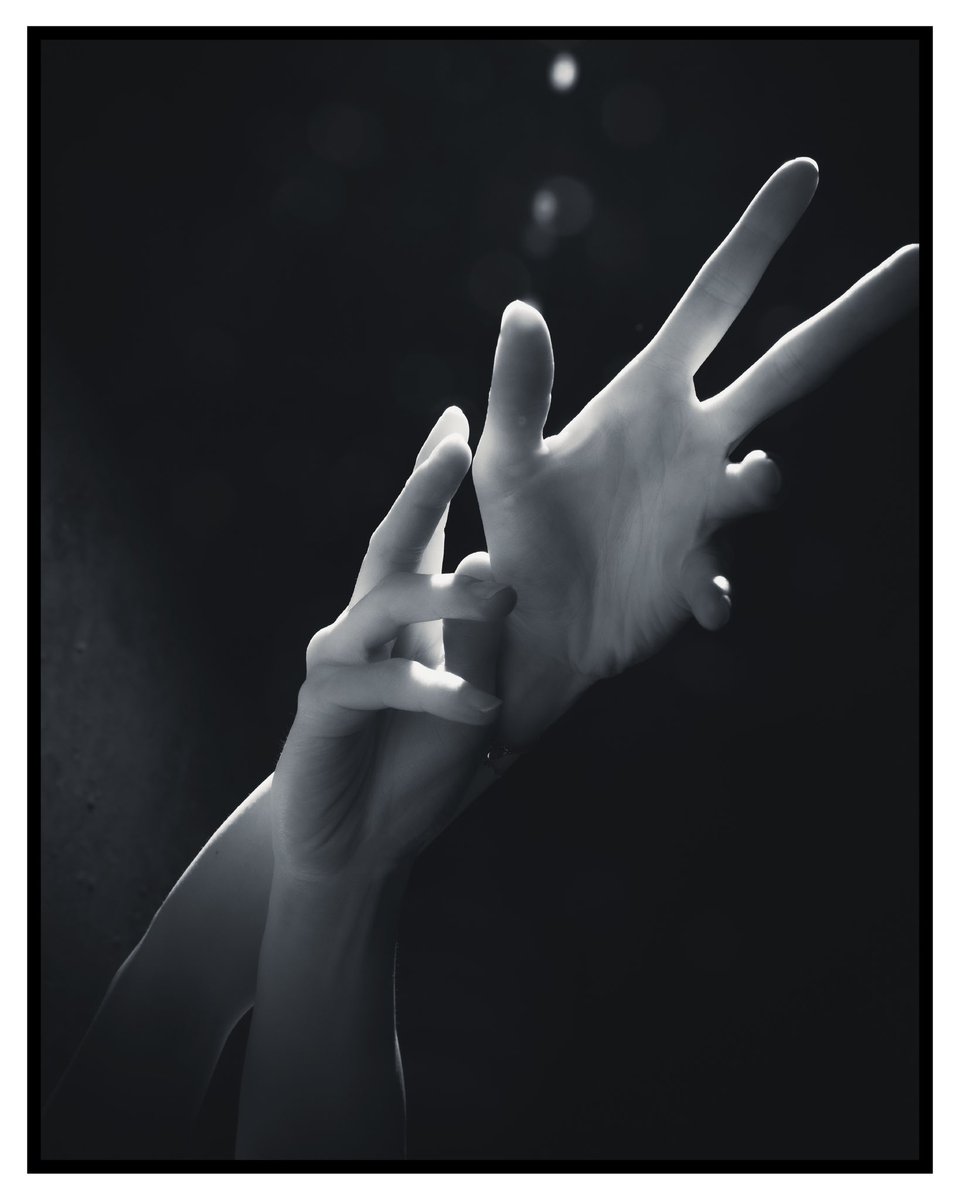 HANDS 

model : Takako Morimoto