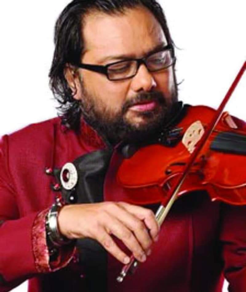 ChitrapatP's tweet photo. Wishing a very Happy Birthday To
#Ismail_Darbar ๐๐
He is an Indian composer and violinist, a popular name in Indian Film Industry Bollywood. He is known for Devdas (2002), Hum Dil De Chuke Sanam (1999) and Shakti : The Power (2002).
@ChitrapatP https://t.co/9VdjDbZ6Sg