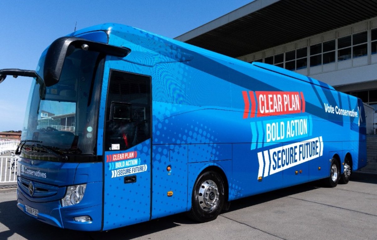 Parody_PM's tweet photo. This time we are putting three lies on the side of a bus instead of just one. https://t.co/HDmLdu1iWo