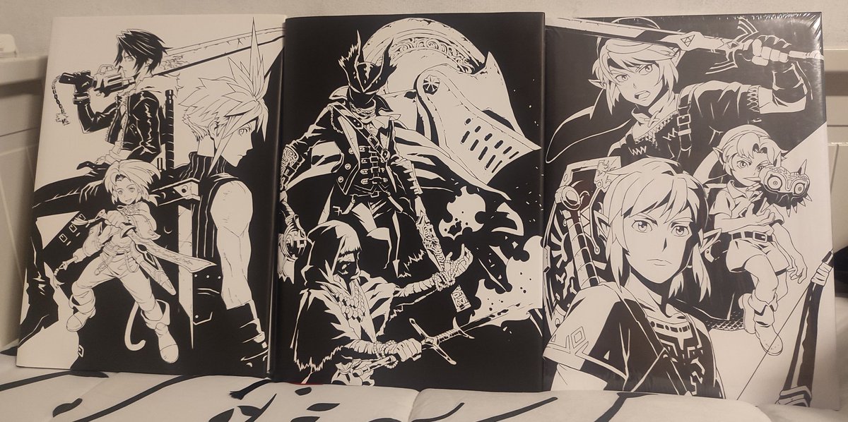 La réception du jour en direct de chez <a href="/lechaftoisbo/">LBö</a> , qui vient rejoindre ses petits copains des 3 ans de <a href="/ThirdEditions/">Third Éditions</a> , l'équipe est au complet 😎
#DarkSouls