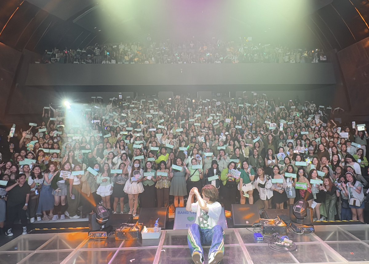 [📸]

Bang Yedam 1st Fan Meeting in MANILA 💚
Thank you so much MANILA for giving me such an amazing night!! 

#방예담 #BANGYEDAM 
#BeYourD #BYD #BeYourDinManila #BANGYEDAMinMANILA #HYLIVE #kpop #PhilippinesFanmeeting
