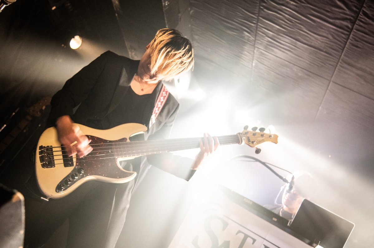 STILLALARMS's tweet photo. 【Live Photo❷】
2024/6/1(土)下北沢CLUB251
STILL ALARMS pre 
STILL WARS / EPISODE  XVI ~STILL ALARMS 7th Anniversary~
DAYTIME ONEMAN LIVE!

サポートメンバー
•Ba:直史
･Dr: 晴弥

Special Thanks!!!

Photo @MariOokawa https://t.co/gKENkacgLF