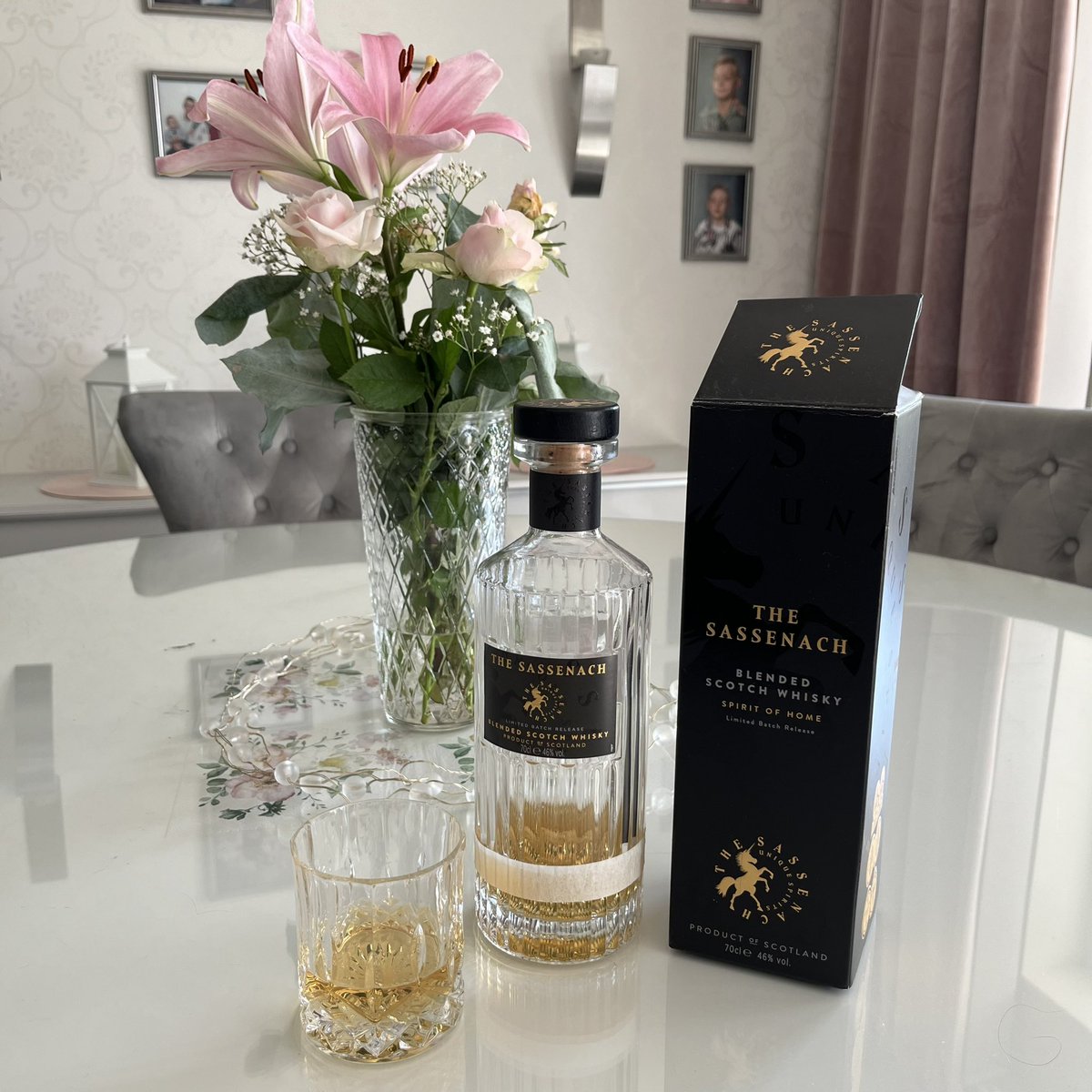Nillan // You only live once so make it count 🦋 (@littlebakeryswe) on Twitter photo You know the feeling…the suspicion that your grown kids what to “party” on mamas <a href="/SassenachSpirit/">Sassenach Spirits</a> when I leave the home,THAT feeling made me mark the level in the bottle. 😊
It’s the only way to keep them off!!!
This whisky is pure liquid gold 👏🏻
<a href="/RealAlexNorouzi/">Alex Norouzi</a> <a href="/SamHeughan/">Sam Heughan</a> You know the feeling…the suspicion that your grown kids what to “party” on mamas <a href="/SassenachSpirit/">Sassenach Spirits</a> when I leave the home,THAT feeling made me mark the level in the bottle. 😊
It’s the only way to keep them off!!!
This whisky is pure liquid gold 👏🏻
<a href="/RealAlexNorouzi/">Alex Norouzi</a> <a href="/SamHeughan/">Sam Heughan</a>