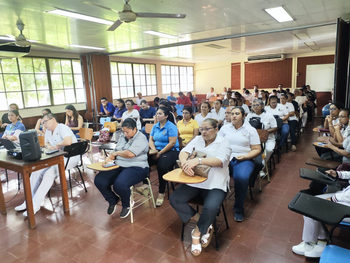 “Somos Protagonistas de la Historia que estamos construyendo. Porque la Historia és Viva...! La Historia que nuestro Pueblo ha construido” Cra. Rosario Murillo 

Asamblea sandinista de nuestra #UvMarcosSomarriba #SoberaniayDignidadNacional
#LeónRevolución ❤️🖤