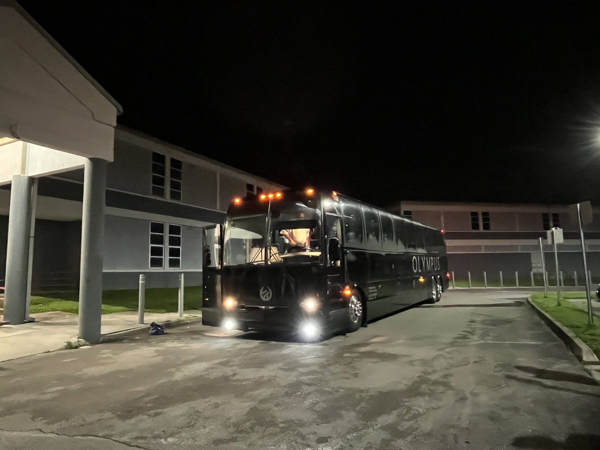 We are well on our way into the RMS 8th grade 2024 Colonial Triangle trip! We departed at 5:15 a.m. after some parting words from Principal Corrigan, and we just entered Virginia. <a href="/RMSortn/">Robertsville Middle</a> <a href="/ORSchools/">Oak Ridge Schools</a>