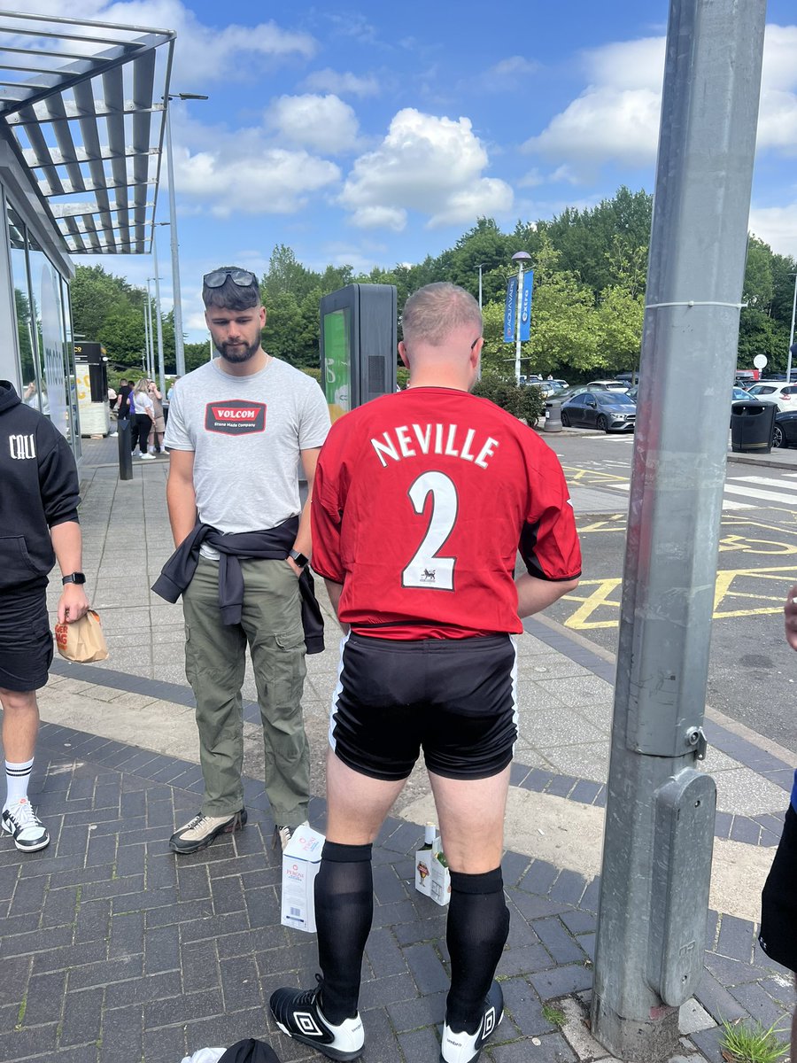 GoonsyMUFC's tweet photo. Stag do in Liverpool fa cup final day what could go wrong @CameronWebb99 https://t.co/4kA7xeHY07