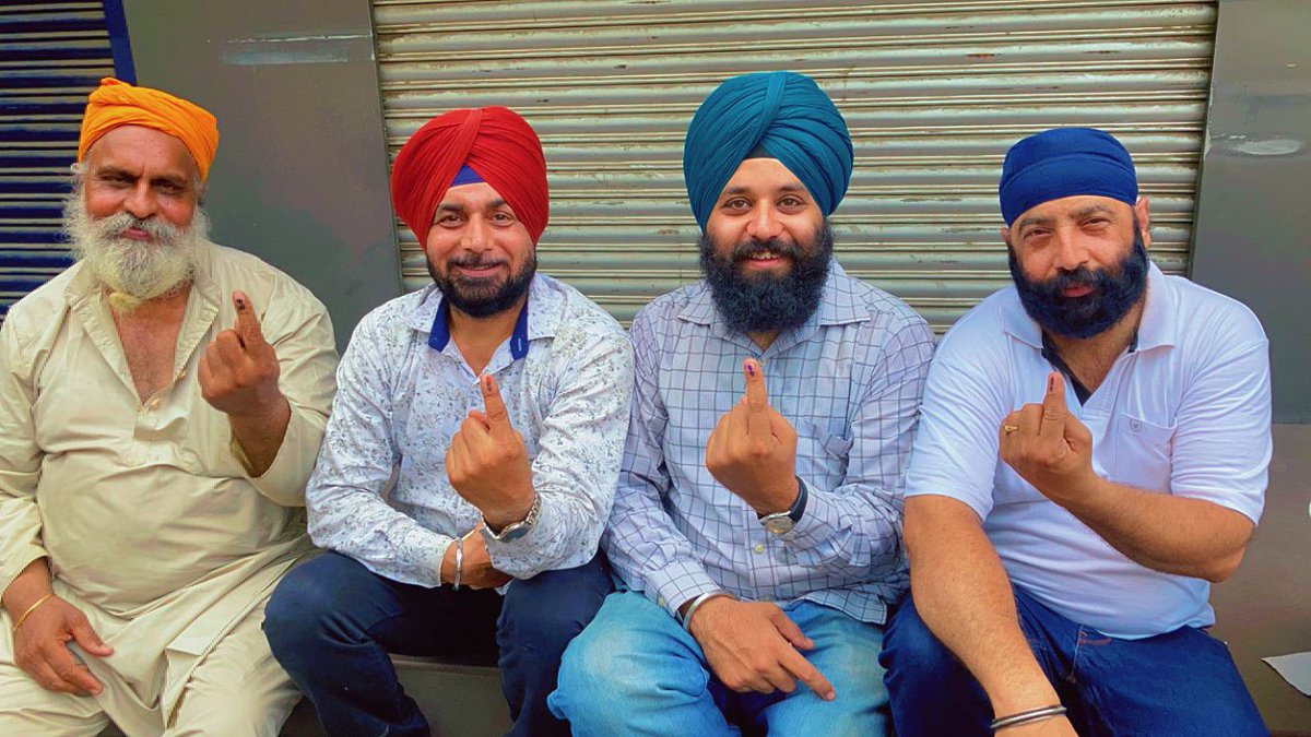 JasMatta's tweet photo. I fulfilled my duty of being a responsible citizen of the Nation.
#PhirEkBaarModiSarkar 
#SikhsWithModi https://t.co/SHRSPyFTV0
