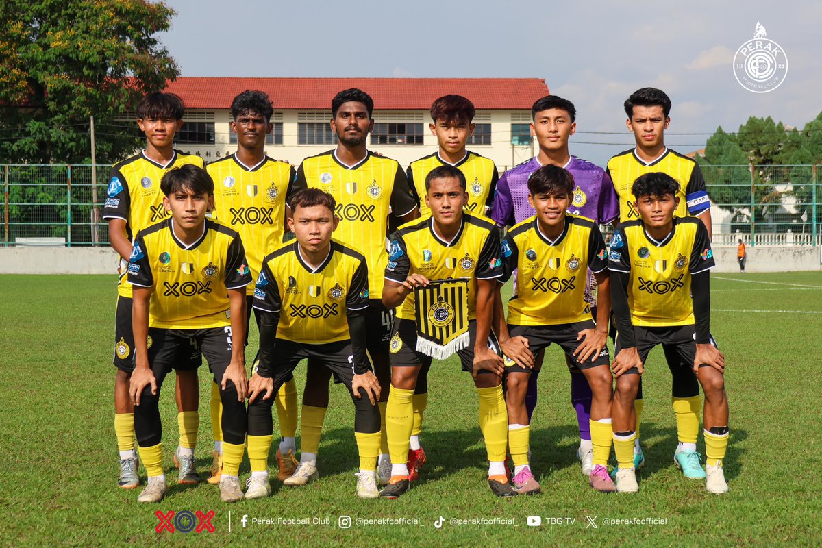 perakfcofficial's tweet photo. Tamat Masa Penuh Perlawanan

PERAK FC IV (0)-(0) KDA D FC

🏆 Piala Belia 2024
⚽️ PERAK FC IV 🆚 KDA D FC 
📆 25 Mei 2024
⏱️ 4.45 Petang
🏟️ Padang PCRC, Ipoh

🤍💛🖤

#PerakFC
#PerakFCIV
#PialaBelia2024 
#KejorYobKejor
#ONEXOX
#XOXMALAYSIA
#RiseAsOne
#CheetahMY
#CheetahMalaysia https://t.co/LADY0Jf9ao