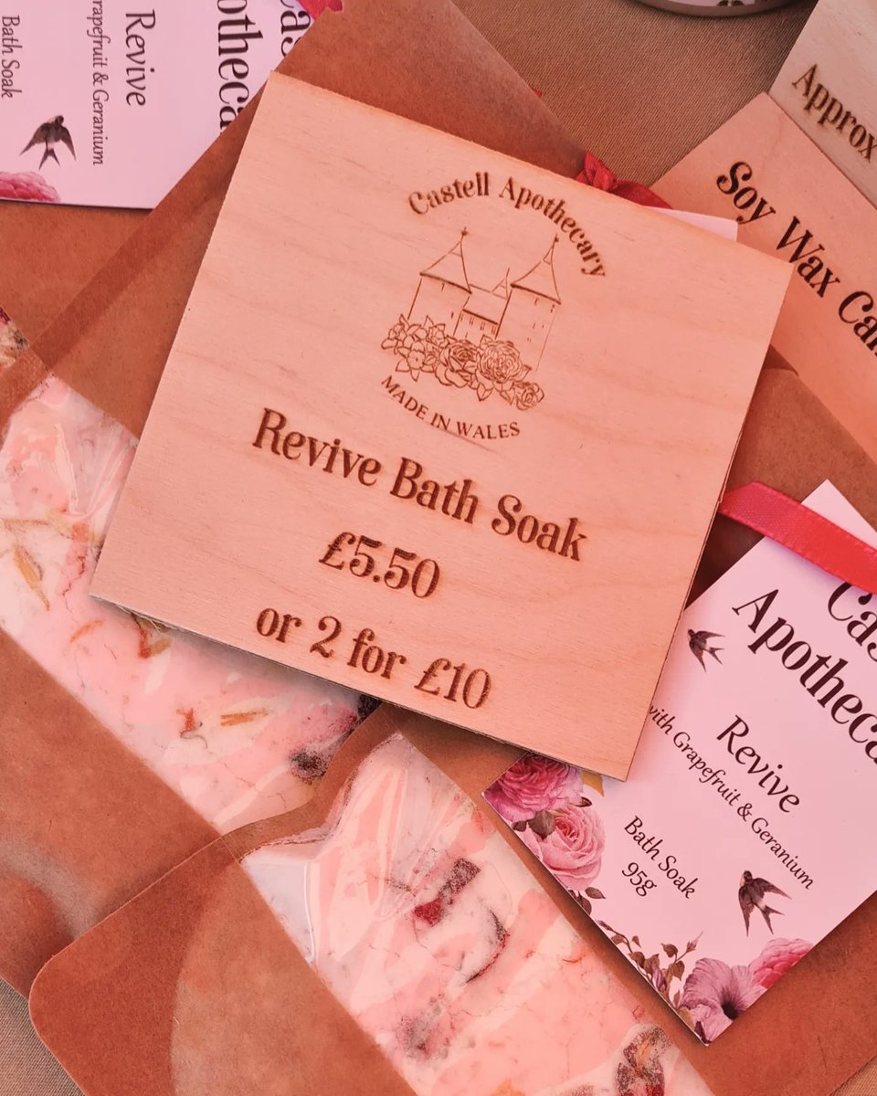 CastellUK's tweet photo. Good morning
We are in #Cardiffbay for the next 3 days
Located opp @theCentre come stock up on your #handmadesoaps!
See you soon xxx
#handpouredsoycandles #carfresheners #ReedDiffuser #shampoobar #bathsoaksalts #reduceplasticwaste #localmaker #madeinwales https://t.co/4oIcqEHl7z
