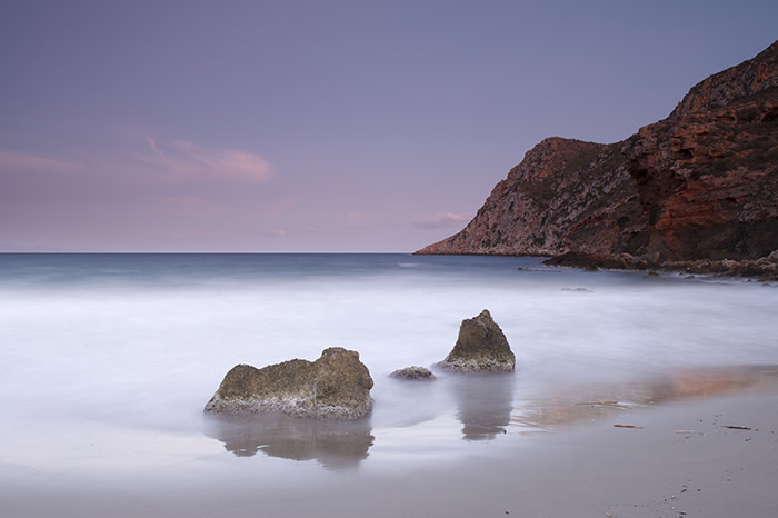 Explore Cabo Cope, in the #RegionofMurcia, where you'll encounter stunning cliffs, pristine beaches, and a rich biodiversity that make it an essential destination on the Mediterranean coast.🌊📍 👉 tinyurl.com/33t3b4hc #VisitSpain #SpainCoast #YouDeserveSpain @visitmurciareg