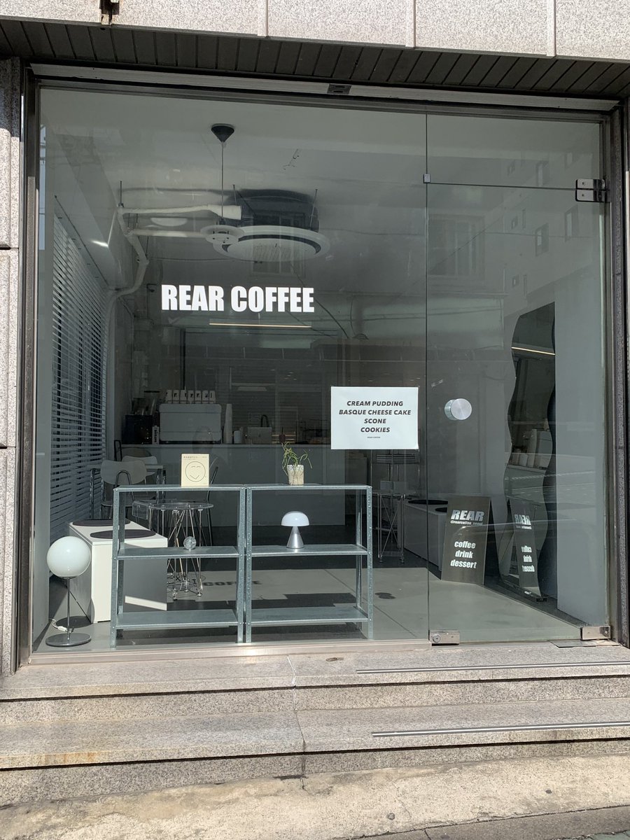 rearcoffee's tweet photo. **이벤트 문의 시  기본적인 양식 작성 후 문의 부탁드립니다 ** 

/인스타그램 DM @rear_shop_coffee

-주최자 성함 /연락처 
-이벤트 날짜
-이벤트 종류
-기본 특전 준비수량 (대략적인) 

**예약 완료 
[ 7 / 25 - 7 / 27 ]
[ 8 / 26 - 8 / 27 ]
[ 10 / 25 - 10 / 27]

#생일카페대관 #생카무료대관 https://t.co/bui0slip4K
