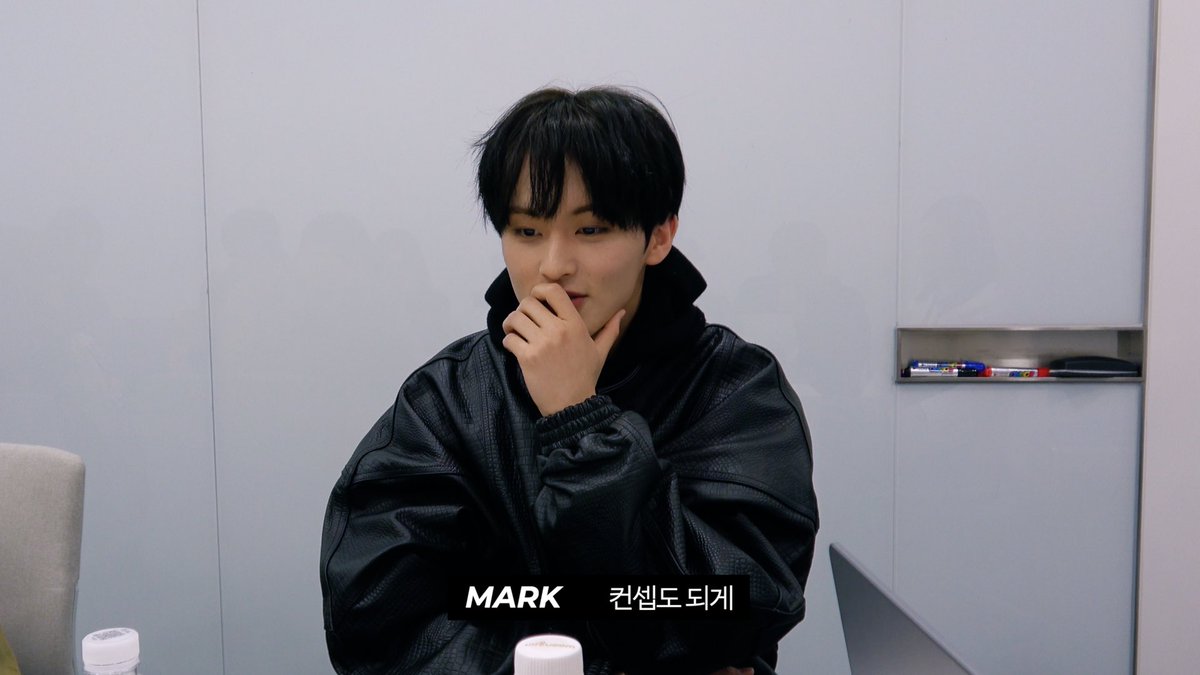 MARK '200' Meeting Behind the Scenes
 
youtu.be/O0un0Y5L9Sw 
 
#MARK #마크 #200 #MARK_200 
#NCT #NCT127 #NCTDREAM #Behind
