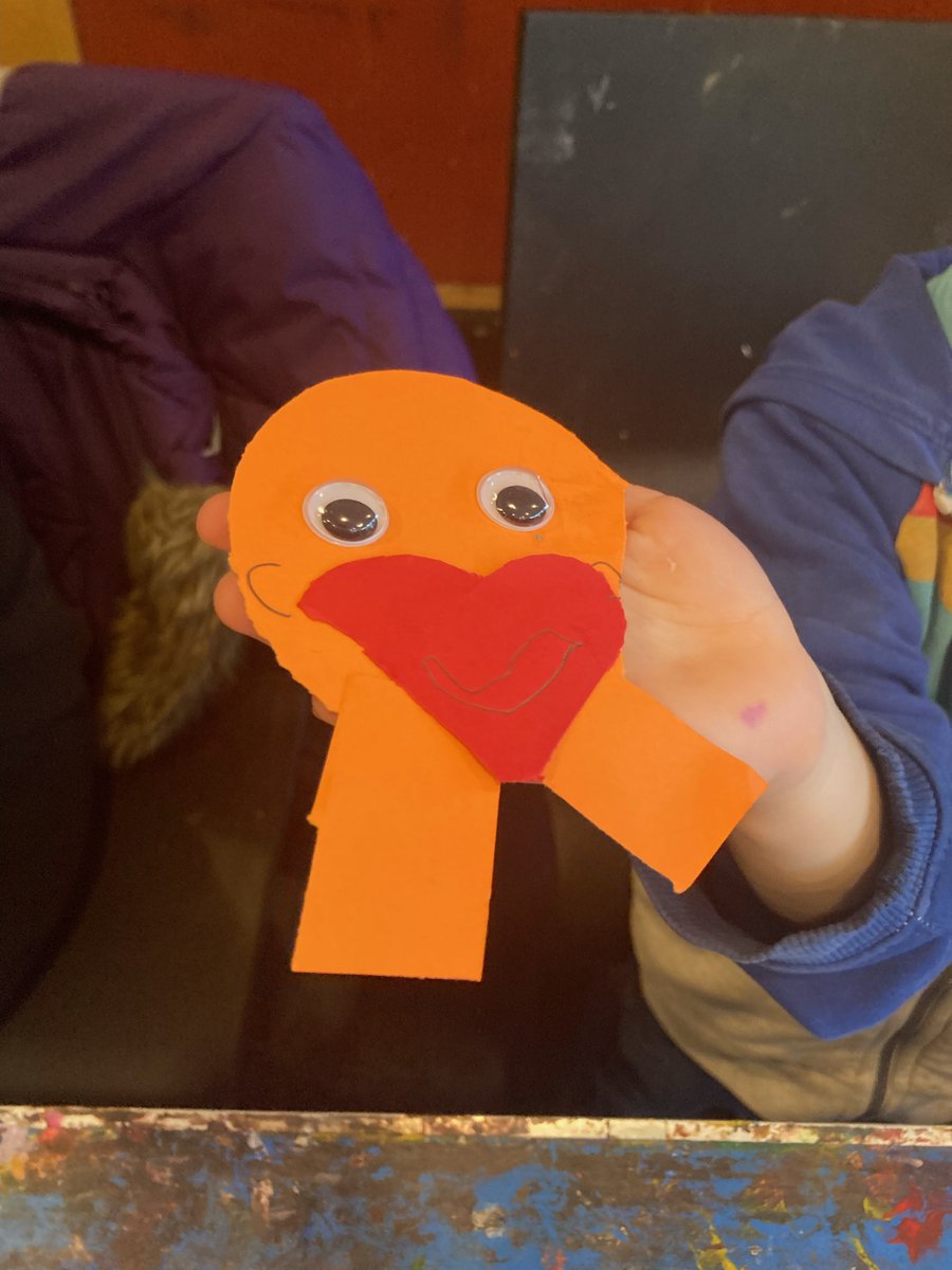 Looking for something to do this Sunday? Join our free craft workshop Family Sunday from 3-4pm in the River Room Find Out More here: glucksman.org/events/familys…