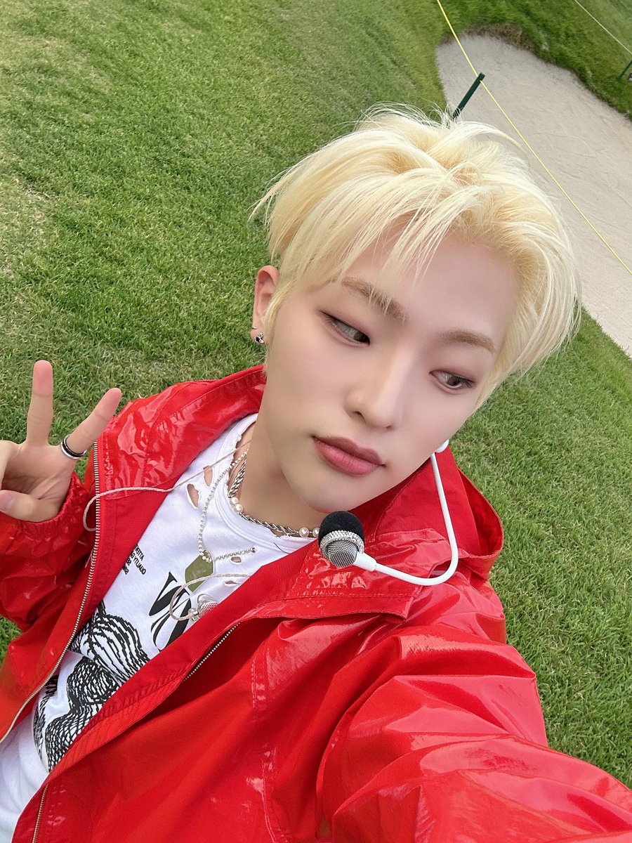 TheKingDom_GF's tweet photo. [MUJIN👑]

서원밸리 ❤️💚

#TheKingDom #더킹덤 #TKD 
#MUJIN #무진 https://t.co/vG6xdmGDQQ