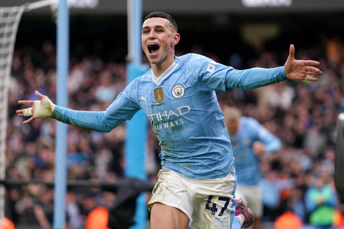ValueBetSpotter's tweet photo. 😍 £150 FREE CASH GIVEAWAY!

📅 Man City vs Man United.

LIKE/RETWEET this tweet &amp; correctly predict the first goalscorer &amp; correct minute in today’s FA Cup Final, and if you’re right, we’ll give one of you £150!

Example: Phil Foden, 27th minute.

Good luck… 3, 2, 1 GO! https://t.co/WriKs5WnsN