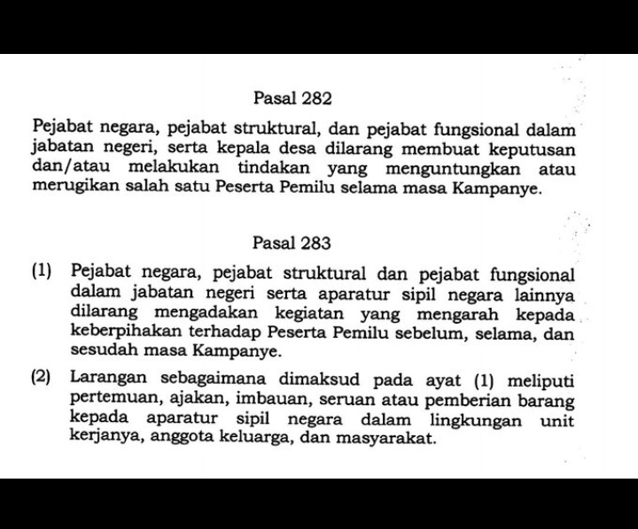 zdenzelwash's tweet photo. Pasal dalam UU pemilu no 7 thn 2017, membahas hasil survei bersama tim ses parpol pengusung pragib 02,Saat masa kampanyr ,penyalahgunaan dana operasional presiden yg digunakan untk membeli sembako dan membagikan tanpa koordinasi kemensos. Padahal termasuk program bansos kemensos https://t.co/gpa0gJaOu4