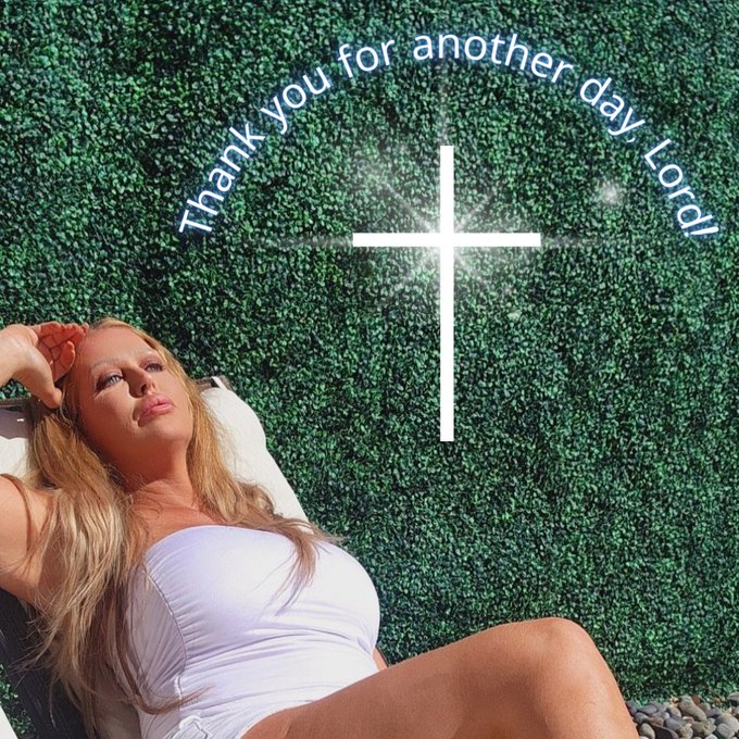 Good morning!🫂❤️✝️🕊 https://t.co/EPZ0qw5mN2