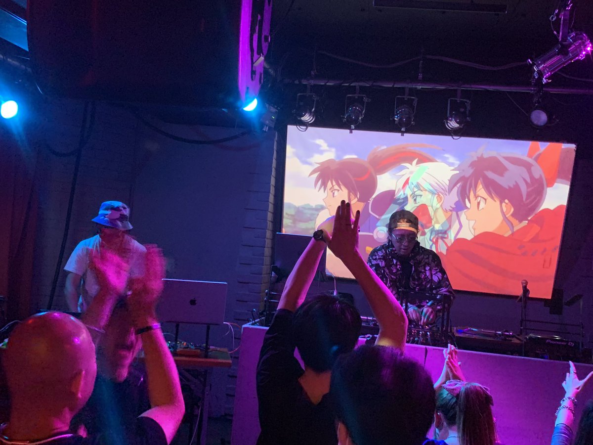 #ココカラっ
ただいまの時間は
ゲストDJ HACK
ゲストVJ うに