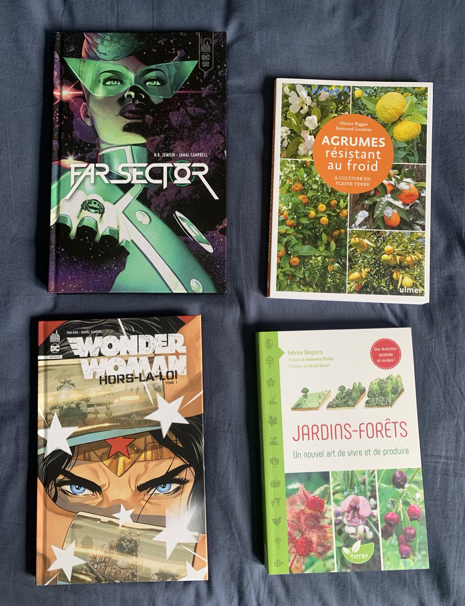 DC Daily Planet tweet media