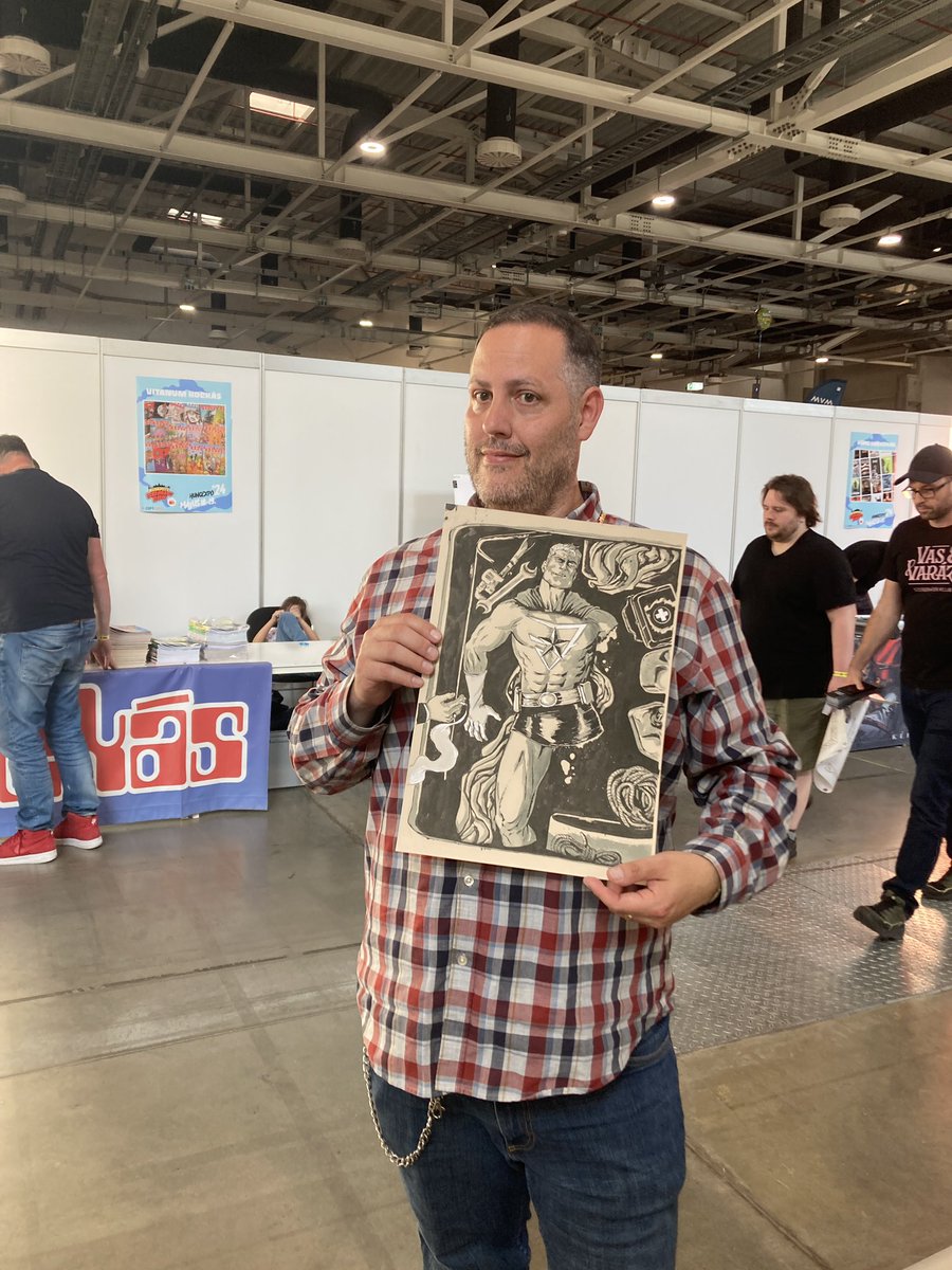 lipka679's tweet photo. When you are an idiot who has no self control…aka owner of the variant cover of @badideahello’s Hero Trade Commemorative Kickstarter edition by @allenraul. First proper cover I own. Hope it will get me some points on the next fan cup. @dinesh_s https://t.co/nX4Twswobn