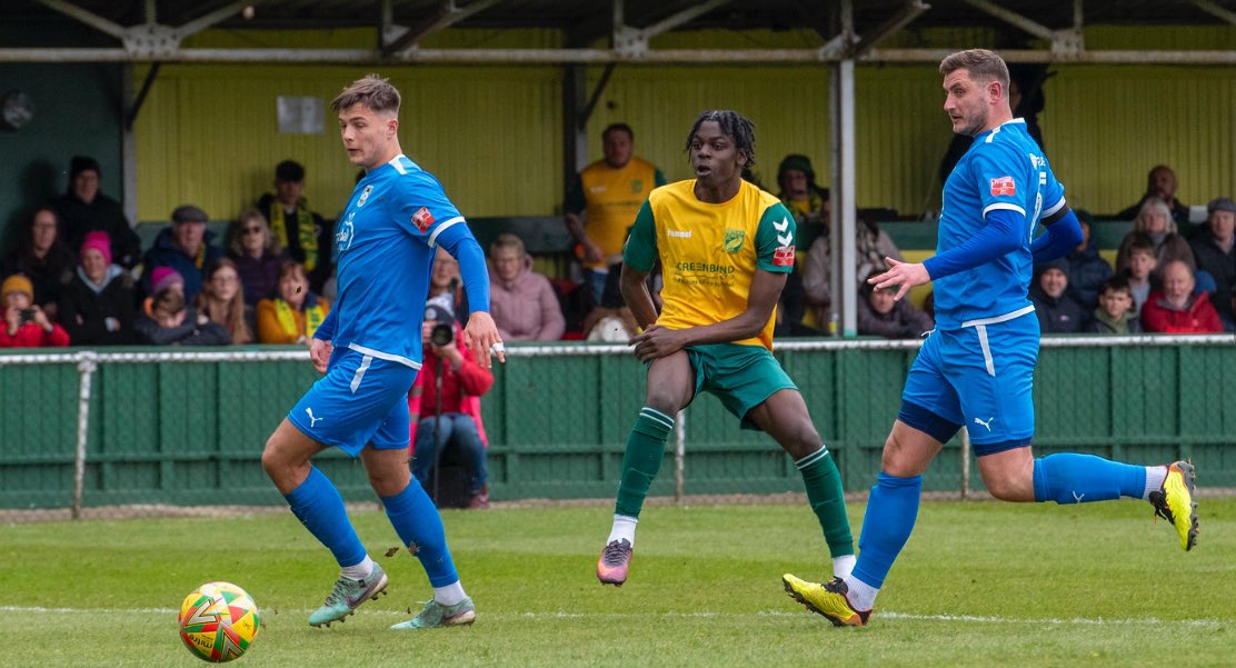 𝙎𝙖𝙩𝙪𝙧𝙙𝙖𝙮 𝙎𝙣𝙖𝙥’𝙨 📸 It’s been a whole month since our trip to Hitchin Town on the final day of last season 😔 Preseason is just 7 weeks away…meet you back here at 15:00 to find out who we’ll be facing? 👀 #StourAyWe | #OneHeartOneWay