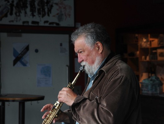 Tonight: The final night of Bill Nace's 3 Day OTO Residency

Welcoming the first ever duo set by Bill and Evan Parker

And an opening set by Triple Negative. One of our favourite bands.

cafeoto.co.uk/events/bill-na…