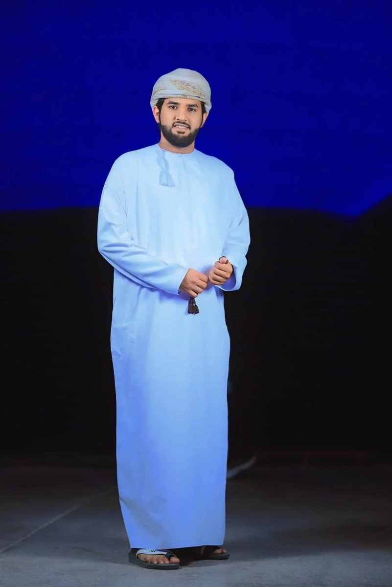 ممثل عمان في برنامج مراجل
#عبدالله_الجنيبي
 #دخون_الاماراتيه