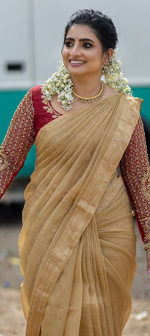 Image Who is Actress Sujitha Hot | iiQ8 Entertainment | Tamil TV Serial Actor