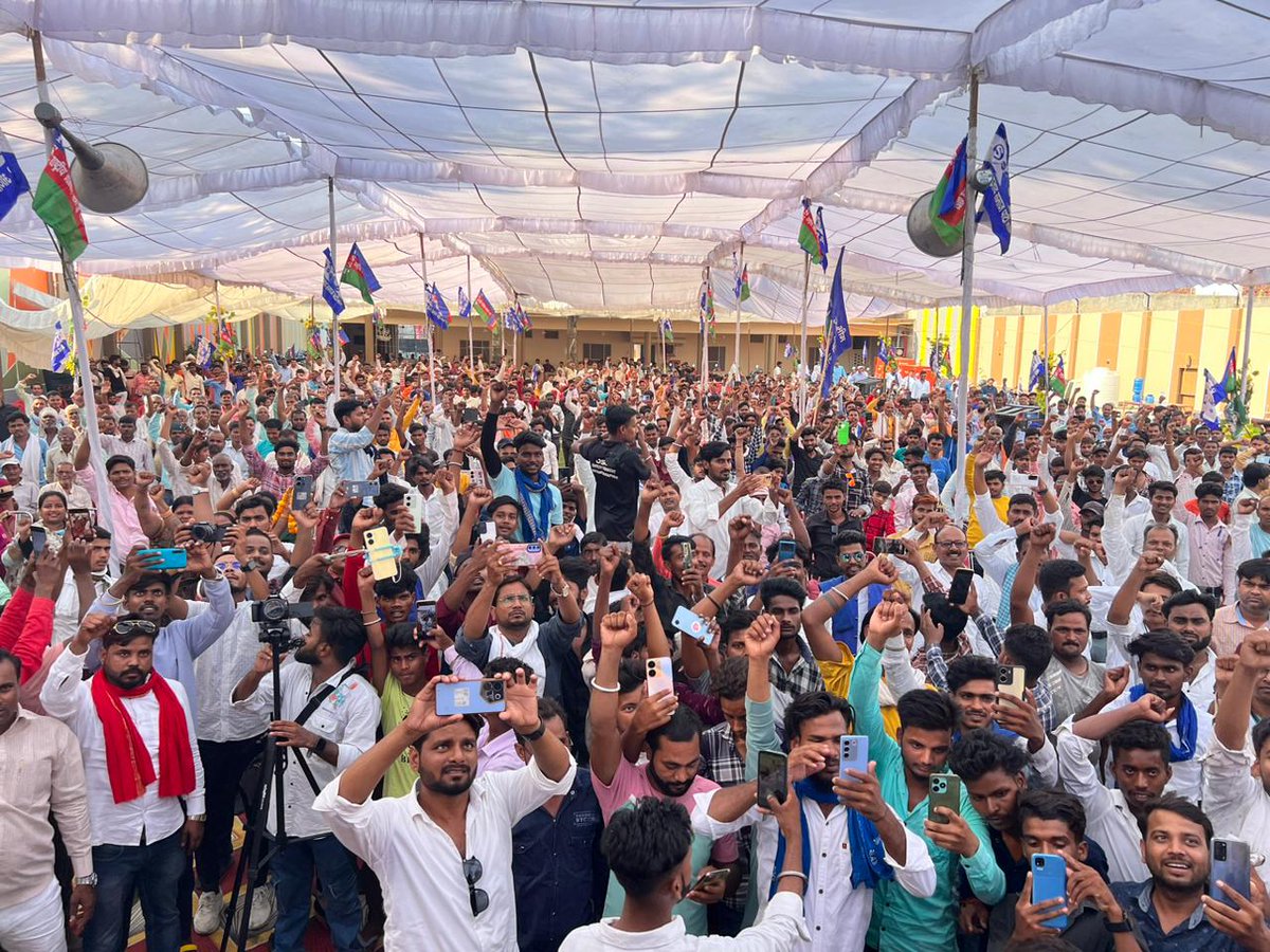 कुशीनगर लोक सभा सीट (65) से लोकप्रिय प्रत्याशी राष्ट्रीय शोषित समाज पार्टी के राष्ट्रीय अध्यक्ष बहुजन मिशन के साथी भाई <a href="/SwamiPMaurya/">Swami Prasad Maurya</a> जी के समर्थन में भगवान बुद्ध की परिनिर्वाण स्थल, कुशीनगर लोकसभा की पांचों विधानसभा क्षेत्रों में आयोजित रैलियों को संबोधित कर वोट की अपील की।