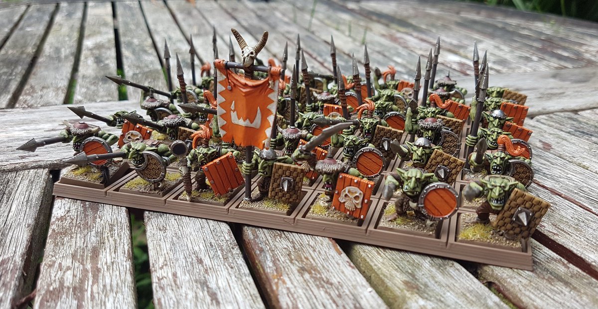 Here's the unit of gobbos I finished recently, got another mob of spears like them on the way and as many archers! #WarhammerCommunity #TheOldWorld