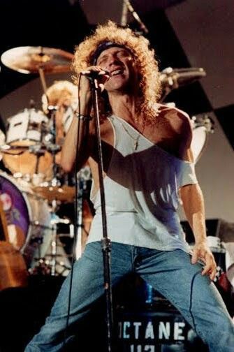 Lou Gramm 🎵