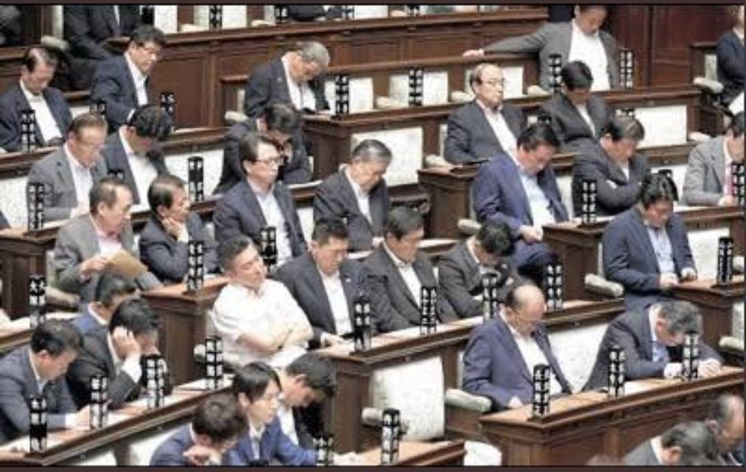 PErISyWEB315164's tweet photo. こんな状態だからまともな政治が出来ないんだよ‼️
国民の代表の皆さんしっかりしてくださいよ💢 https://t.co/meoKoOtHRF