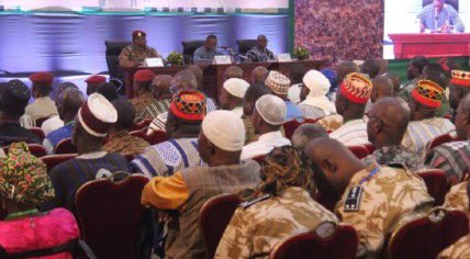 Dsiribie's tweet photo. Au #Burkina, les assises nationales se sont ouvertes, samedi, sous haute surveillance. « A travers les présentes assises, nous avons rendez-vous avec l’histoire », indique le Min. #Administration, E. #Zerbo. Des soutiens du Cpt #Traore demandent de prolonger la Transition. #Lwili https://t.co/xSxsC2IWOu