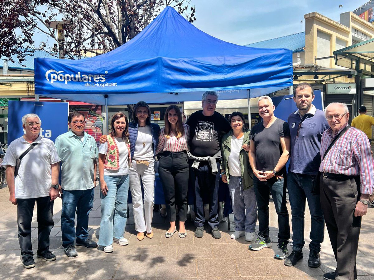 Este #9J elegimos qué Europa queremos y es momento de dar #TuRespuesta a las malas políticas y las mentiras del gobierno de Sánchez. Hoy hemos estado explicándolo a los vecinos de l’Hospitalet junto a @soniaesplugas y su equipo.