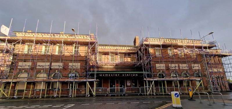 A drop-in event is being held at Oswestry’s Cambrian Railway building on Weds 12 June (3pm to 6pm) to give people the chance to find out more about the current roof repairs, and our plans to return the building to full use. See orlo.uk/E8WFB