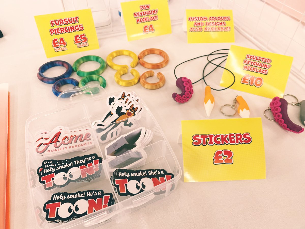 Here’s some of my wares! I’ve been making dynamite plushies and my husband has gone ham on 3D printed and sculpted accessories, do come have a look in person. There’s stickers too! Den opens at 12 (11 for sponsors)