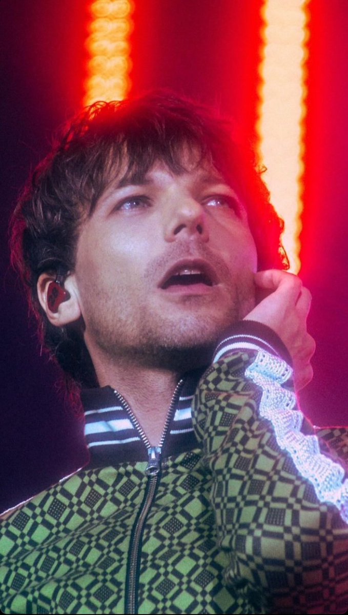 happierwlouis's tweet photo. unreal https://t.co/QKSNXCkb8B