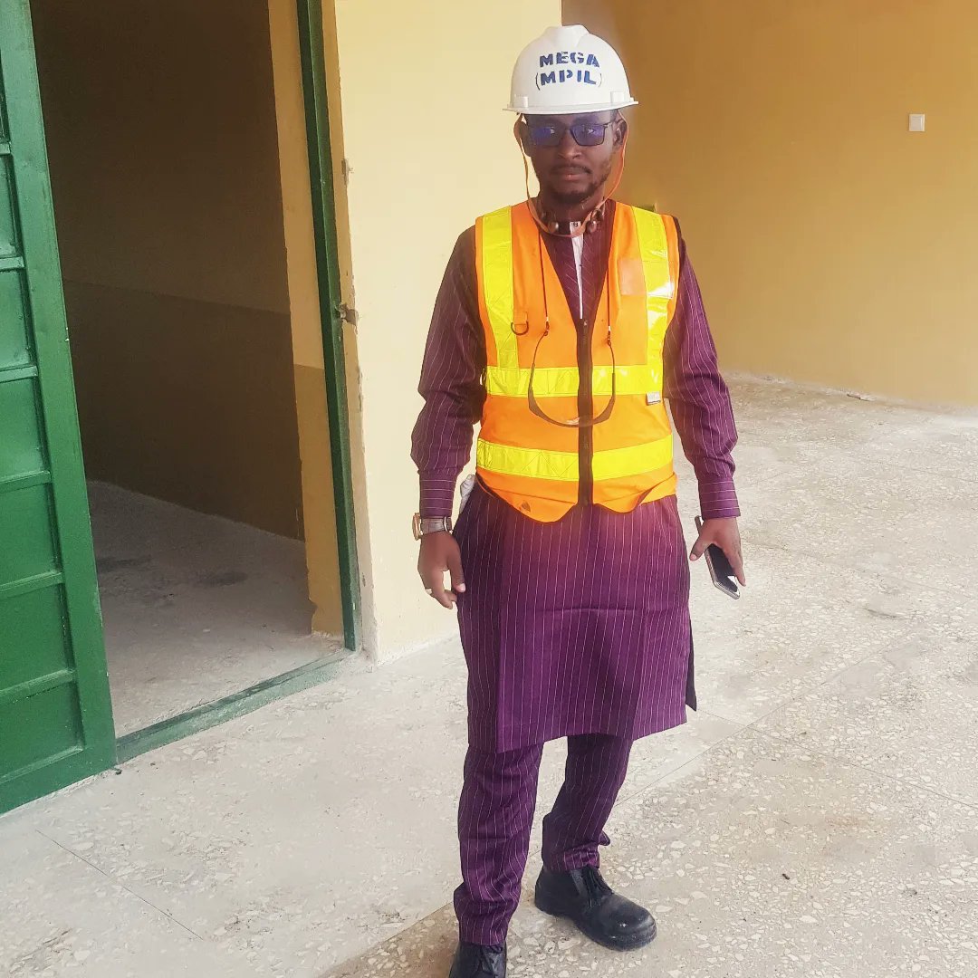 MAbubakbr's tweet photo. Commissioning of the new Junior Secondary School in Jaba Local Government, Kaduna State. Honored to have served as the site engineer for this project, which was proudly commissioned by the Governor. This milestone marks a significant investment in the education of our young once. https://t.co/R60QlQtb9l