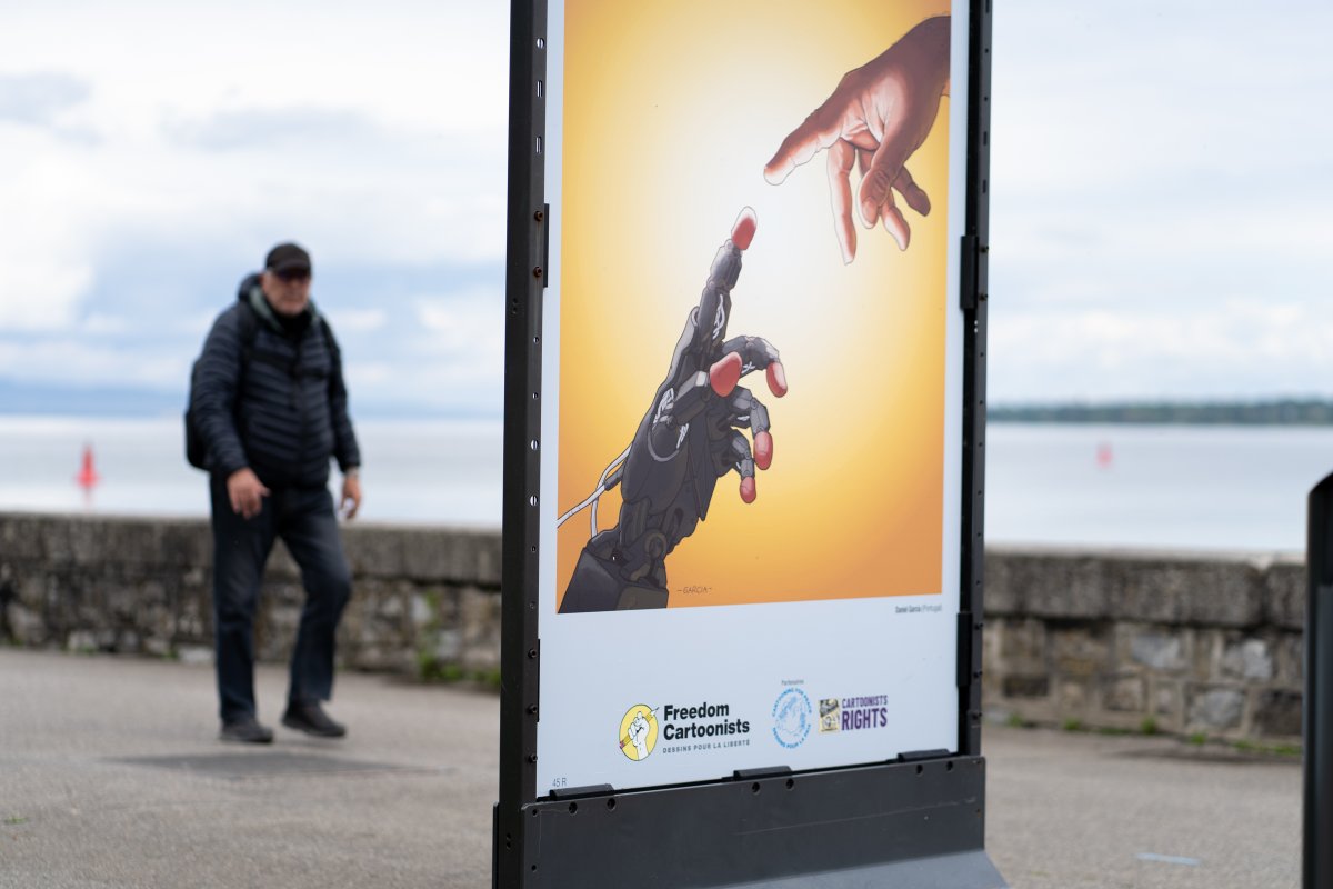 chappatte's tweet photo. PLUS QUE 10 JOURS pour visiter l'expo internationale de dessins de la Fondation Freedom Cartoonists @freedomcartoons sur le quai Wilson à Genève - Jusqu'au 2 juin - INFOS 👉 https://t.co/Bkfn2TJTX2 https://t.co/1m59kkalrh