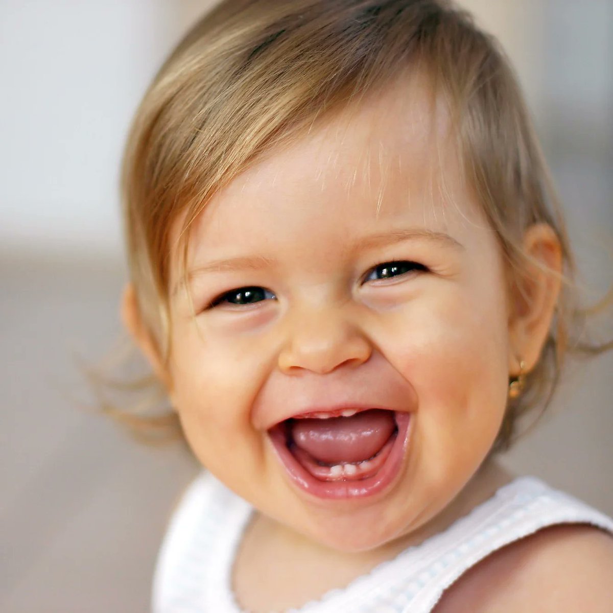 ConnectTfi's tweet image. You can start brushing your child's teeth 
as soon as they start to come through the gums. 
This will generally be around six to nine months of age. 
LET'S CONNECT tficonnect.com.au 
We are in Labrador, GOLD COAST. 
#baby #firstteeth #oralhealth