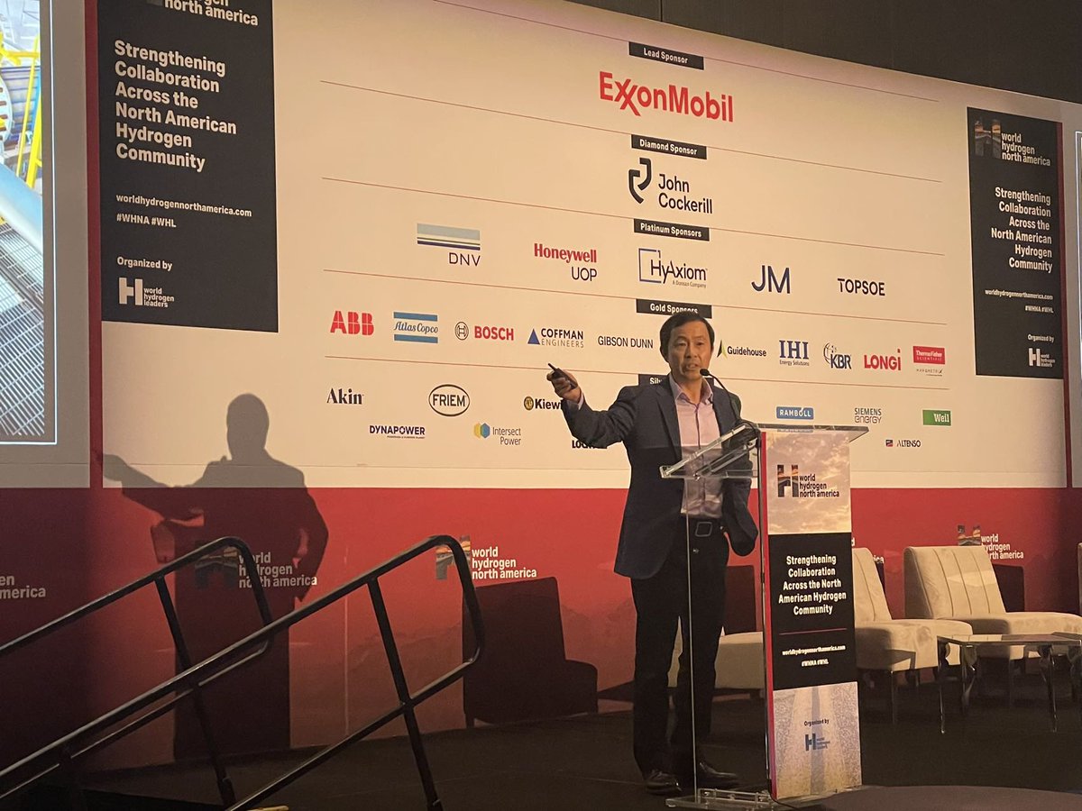 LONGi_Group's tweet photo. As we look back on World Hydrogen North America 2024, Dr. Fang Hongbin provided deep insignts into how LONG's leading electrolysis technology contributes to lower LCOH, higher efficiency, stability, longevity and decarbonization. Stay tuned for more and next year!
#LONGiHydrogen https://t.co/6du4A8UWr2