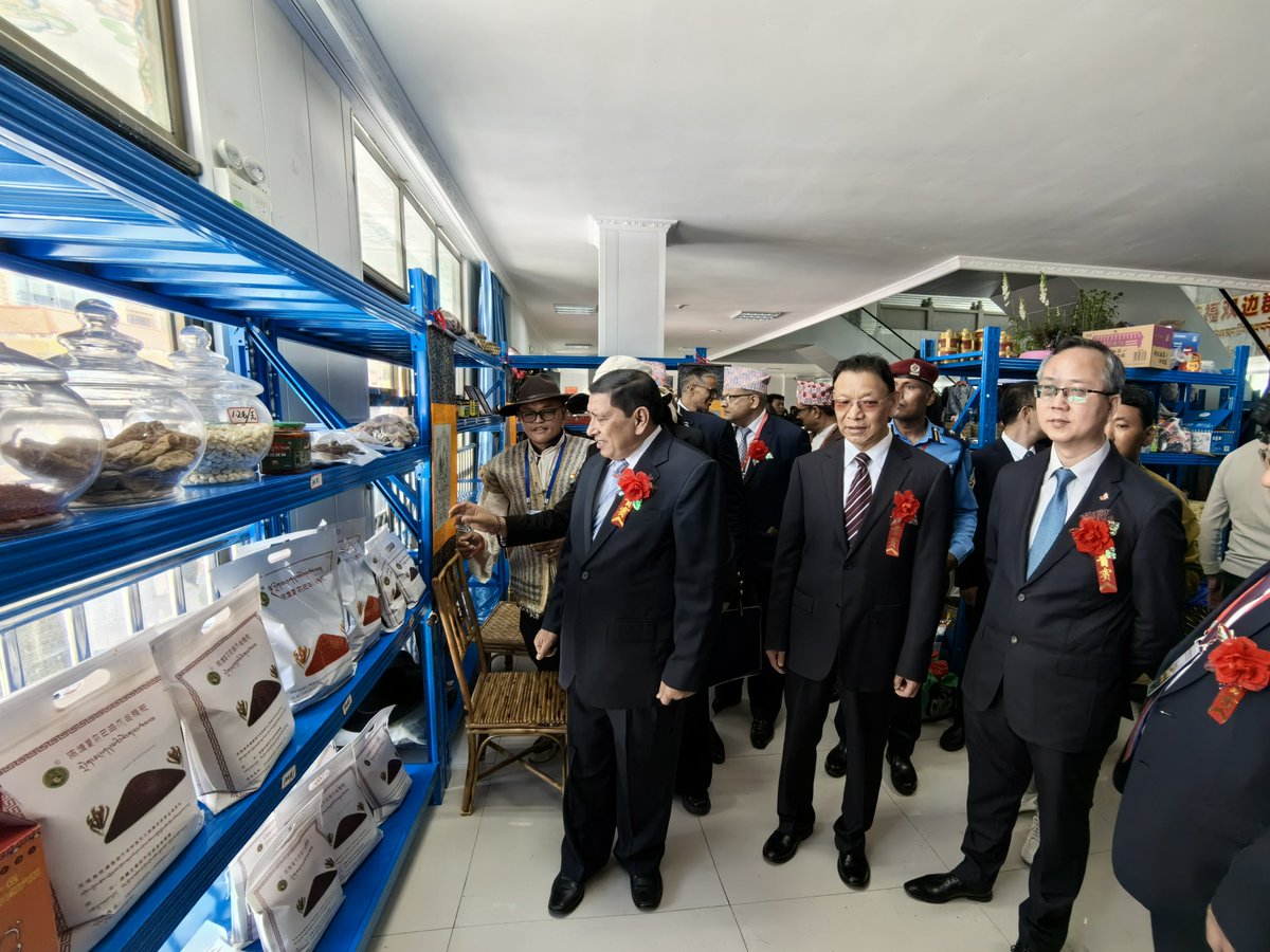 PRCAmbNepal's tweet photo. Warm congratulations to the reopening of 7 traditional border trade points between China and Nepal today, and rest 7 trade points will be open soon when weather condition allow. That will greatly boost the cross-border trade, and improve local residents' liverlihood. Connectivity brings prosperity. Connectivity brings happiness.
#ChinaNepalTraditionalBorderTradePoint