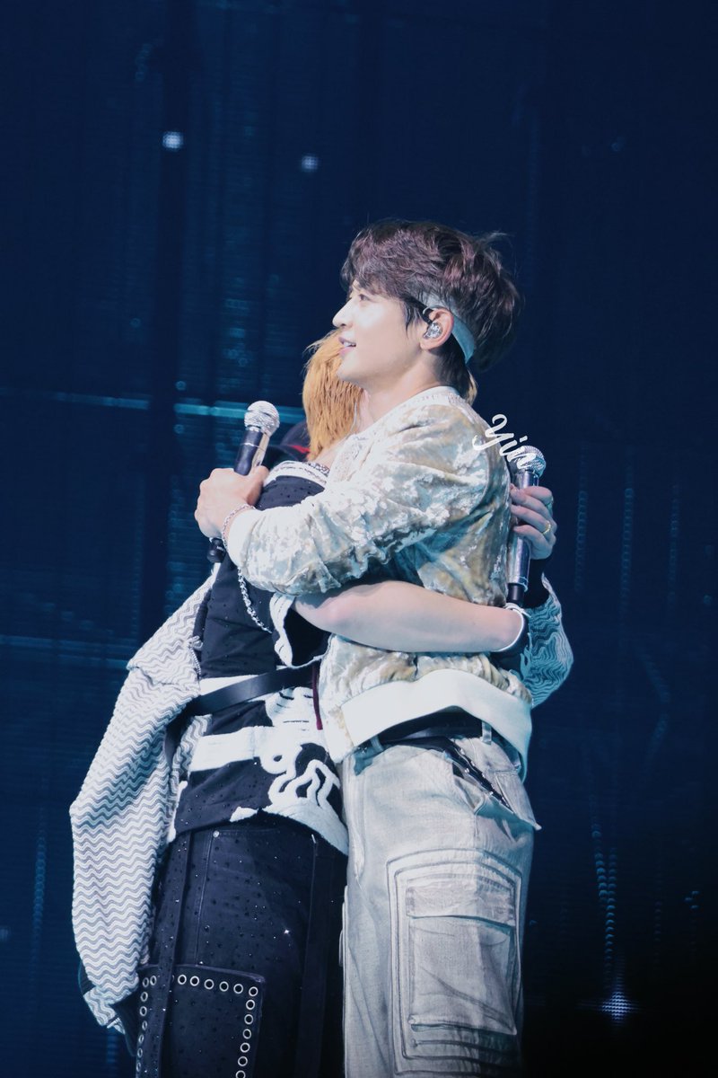 V_Yin_g's tweet photo. 20240524 Day1
#SHINee_16th_525
#샤이니는이제시작입니다_0525 
#ONEW #KEY #MINHO #TAEMIN #온유 #키 #태민 #민호 
#SHINee #샤이니 #シャイニー https://t.co/GSMFCkRR7w