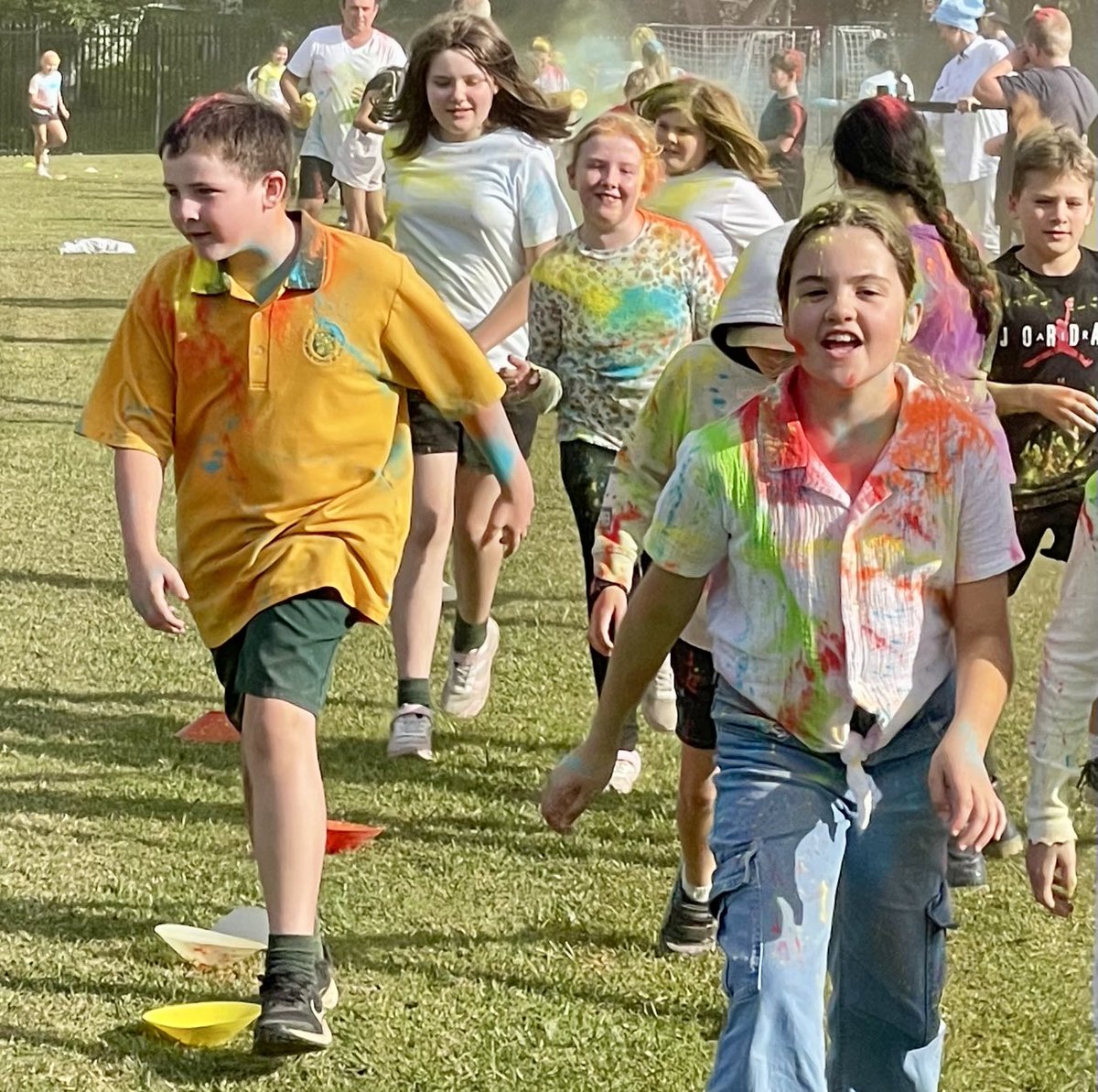 TeamYr5's tweet photo. Loads of smiles! https://t.co/1lajIYglQr
