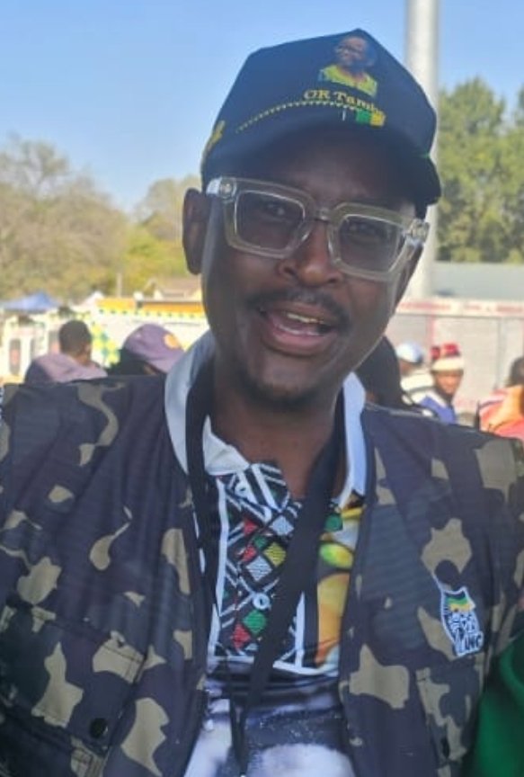 GetrudeM's tweet photo. Juju Valley election violence: Former EFF Limpopo chairperson, Jossey Buthane was arrested and charged with attempted murder on Friday. This is in connection with the violence that ensued at Juju Valley, #Seshego when ANC arrived to campaign on Sunday. Several people were shot and injured, including a 9 year-old girl who was shot in the head. Buthane, who is now an #ANC member,  is out on R5000 bail.
