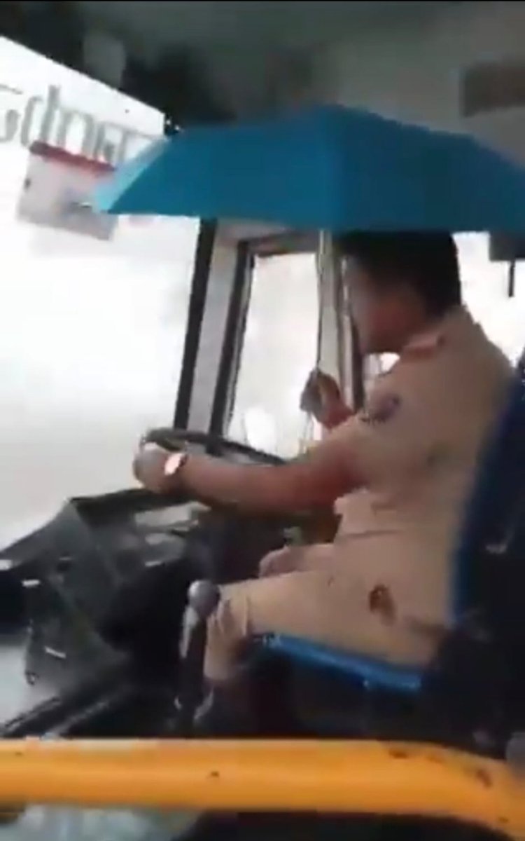 #Dharwad Bus driver Hanumantappa Killedar and conductor Anita HB have been suspended for doing reels in a bus. The driver used an umbrella while driving the bus for fun. Dharwad unit bus @XpressBengaluru @Cloudnirad @ramupatil_TNIE @AmitSUpadhye @pramodvaidya06