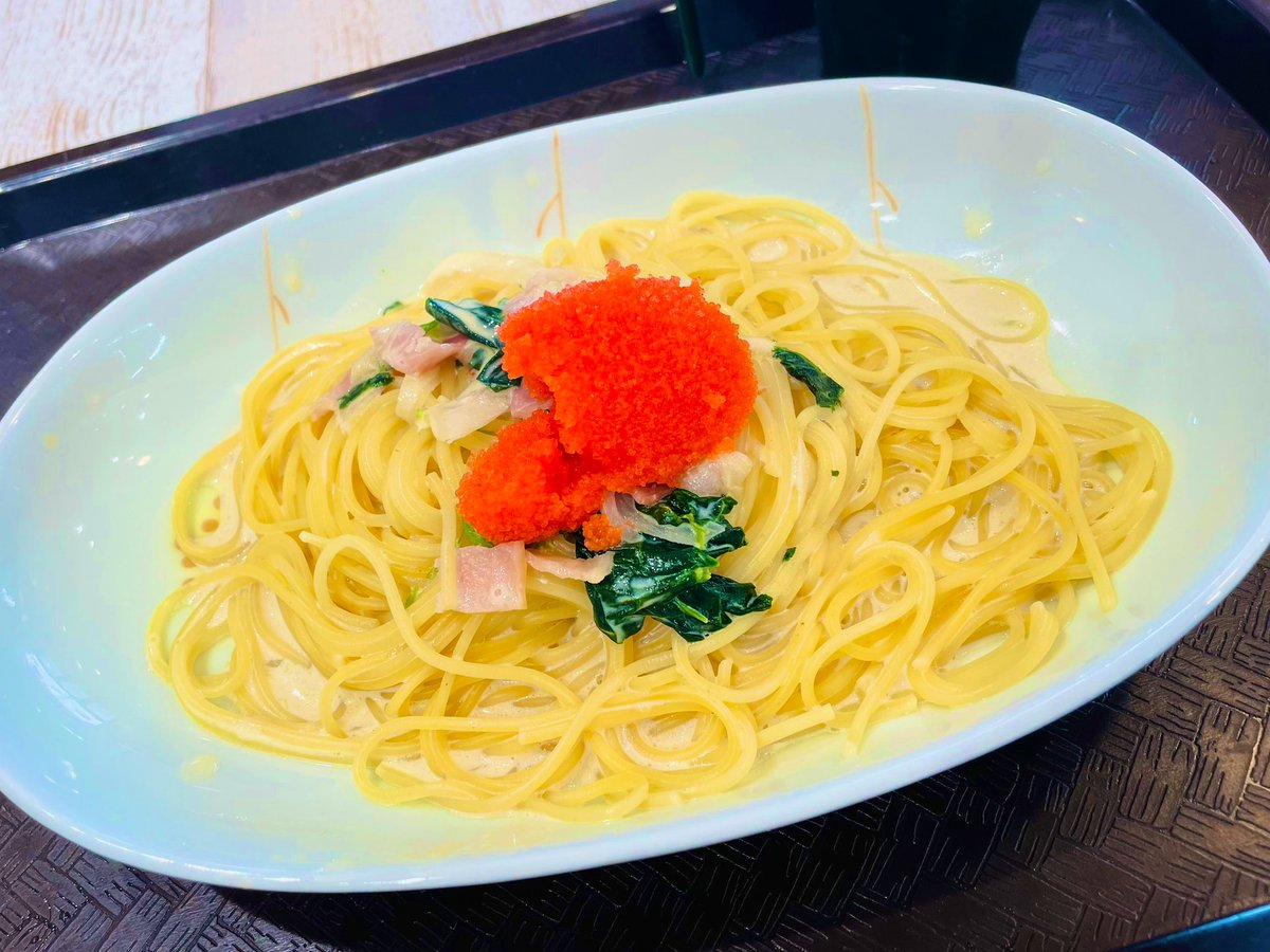 iamwaceco's tweet photo. ずっと気になってた場所に行ってきました。パスタ500円で明太子乗せ放題。プリン体摂りすぎて痛風になりそう…🍝 https://t.co/QPoVO4GrrP
