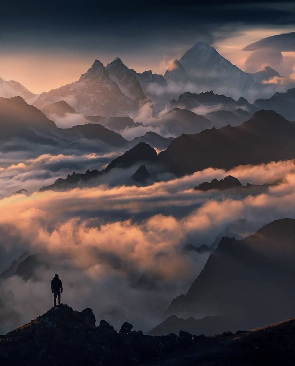 The Himalayas, Nepal 🇳🇵