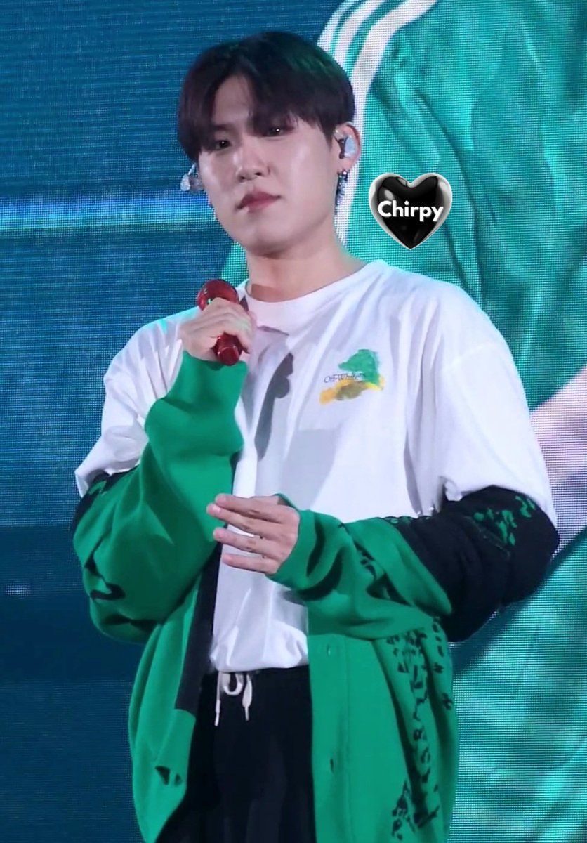 ParkChirpy's tweet photo. 240525 AB6IX FAN CONCERT FIND YOU SOUNDCHECK 사첵 사운드체크

똘망우지니🥹 귀여워•••💚🍀

#AB6IX #에이비식스 #박우진 #PARKWOOJIN https://t.co/bl29WgeSd7